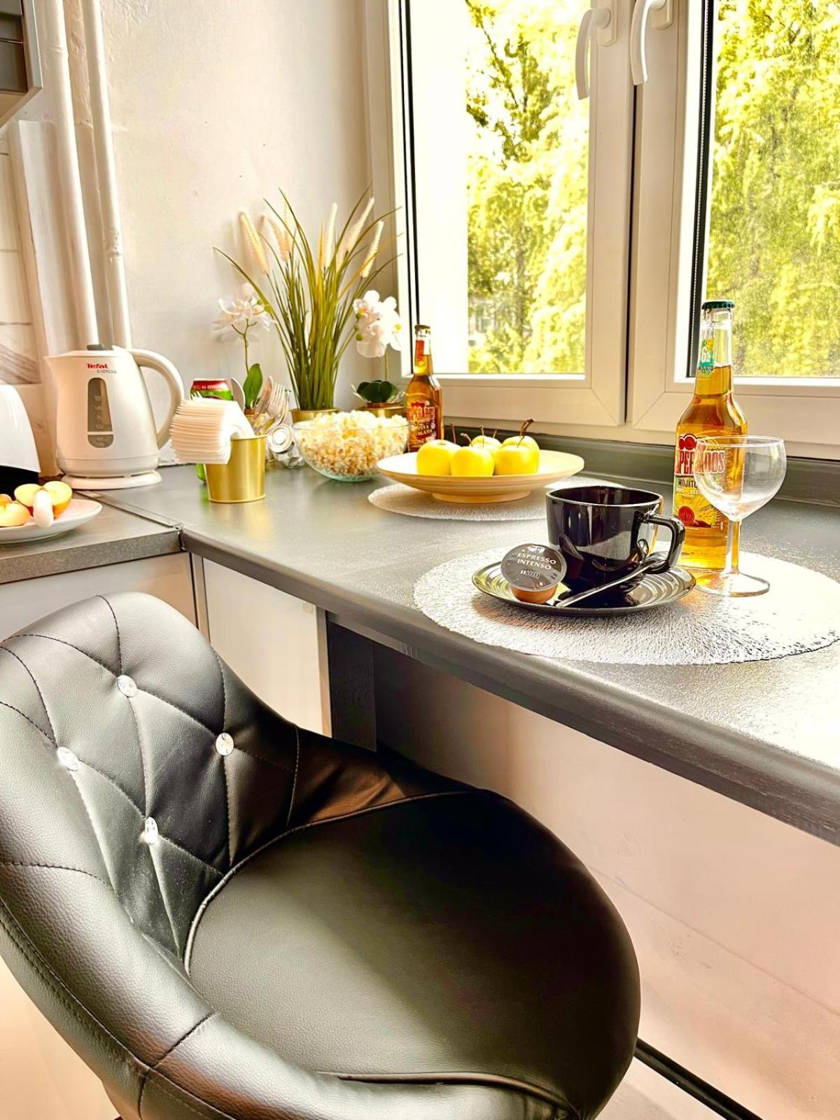 Petit 1 Bed Center Butas